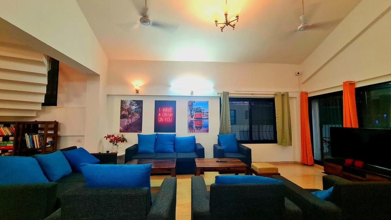 פונה Lifespace- Spacious Hostel In A Luxurious Villa מראה חיצוני תמונה